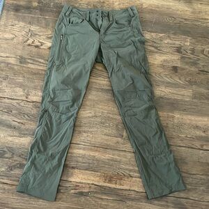 Outdoor research, Kickstep Roll-up pants, size  6, olive green